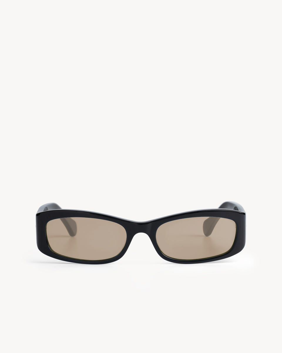 Leila | Black Acetate | Amber Lens