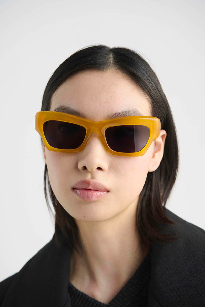 小物 port tanger ayreen Ayreen | Manuka Acetate | Black Lens | Port Tanger Sunglasses